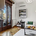 City Vibes Apartment
